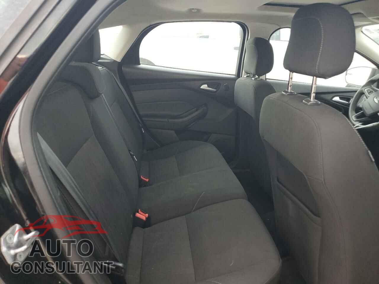 FORD FOCUS 2018 - 1FADP3M2XJL314741