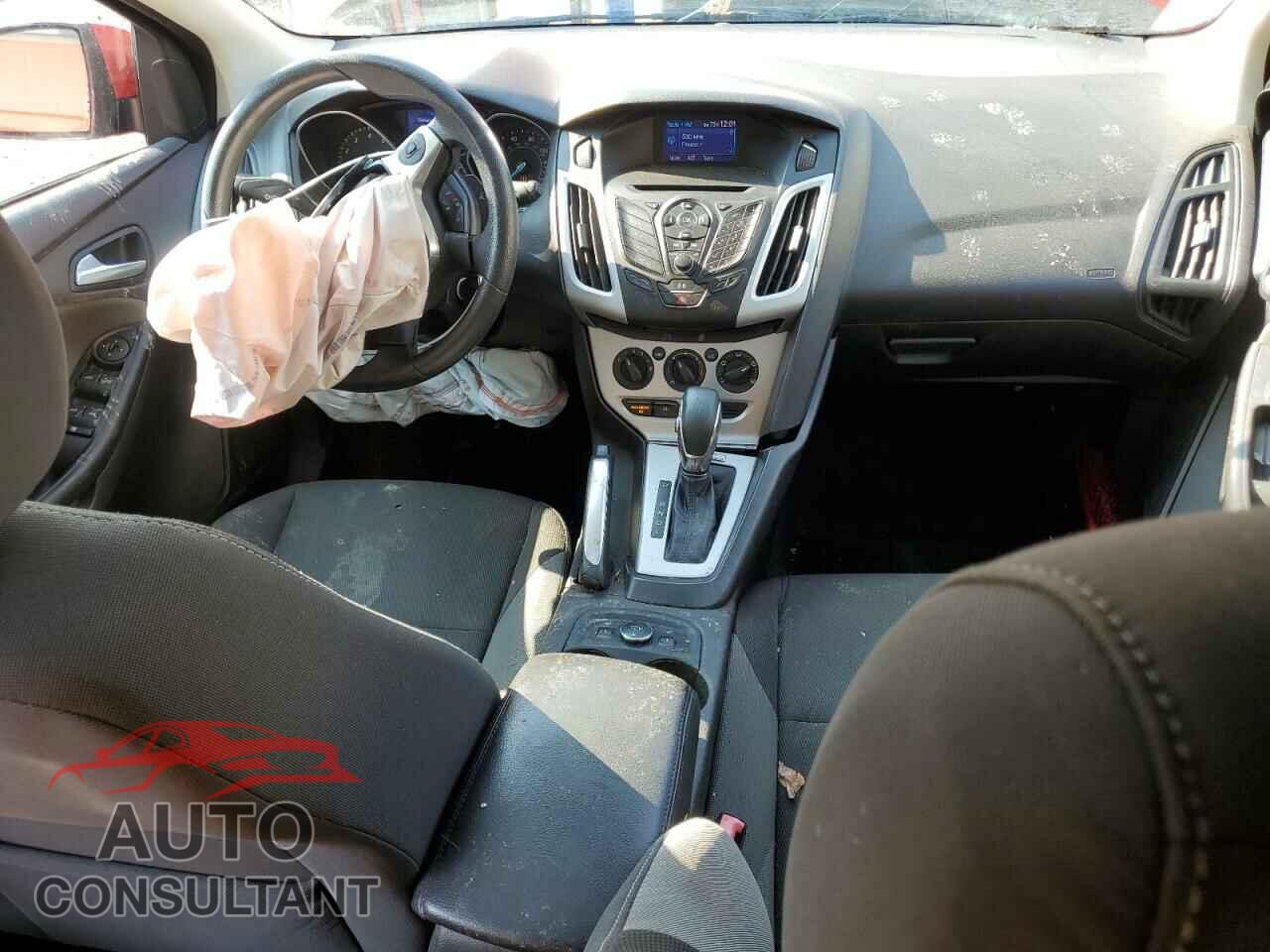 FORD FOCUS 2013 - 1FADP3K28DL178925