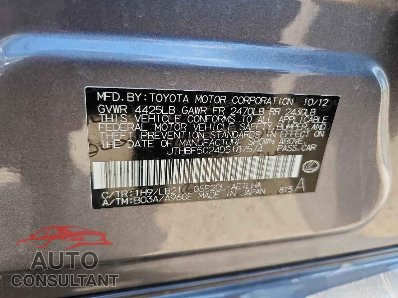 LEXUS IS 2013 - JTHBF5C24D5187574
