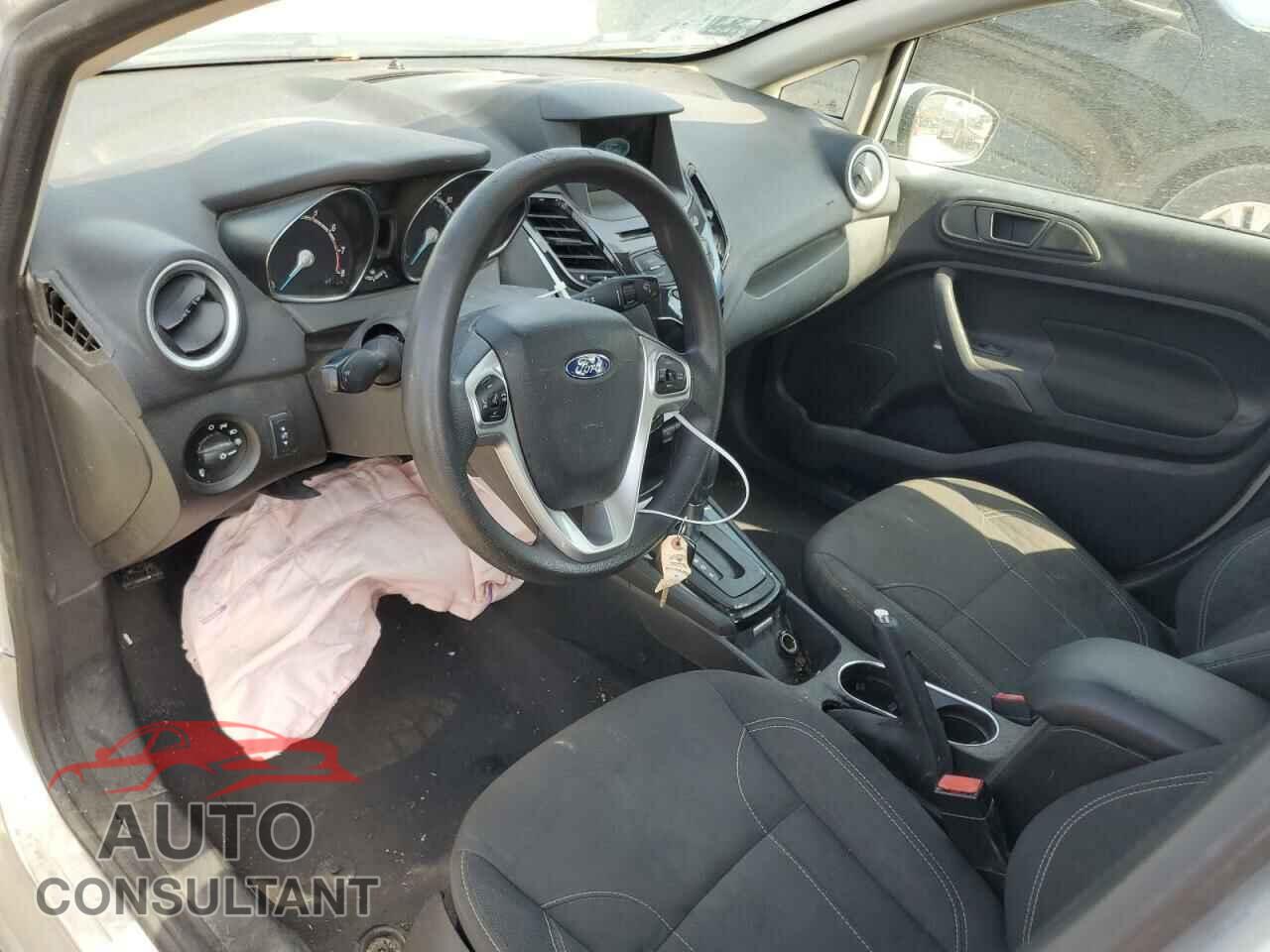 FORD FIESTA 2019 - 3FADP4EJ8KM133536
