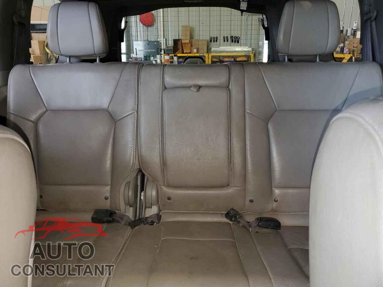 HONDA PILOT 2013 - 5FNYF4H50DB014416