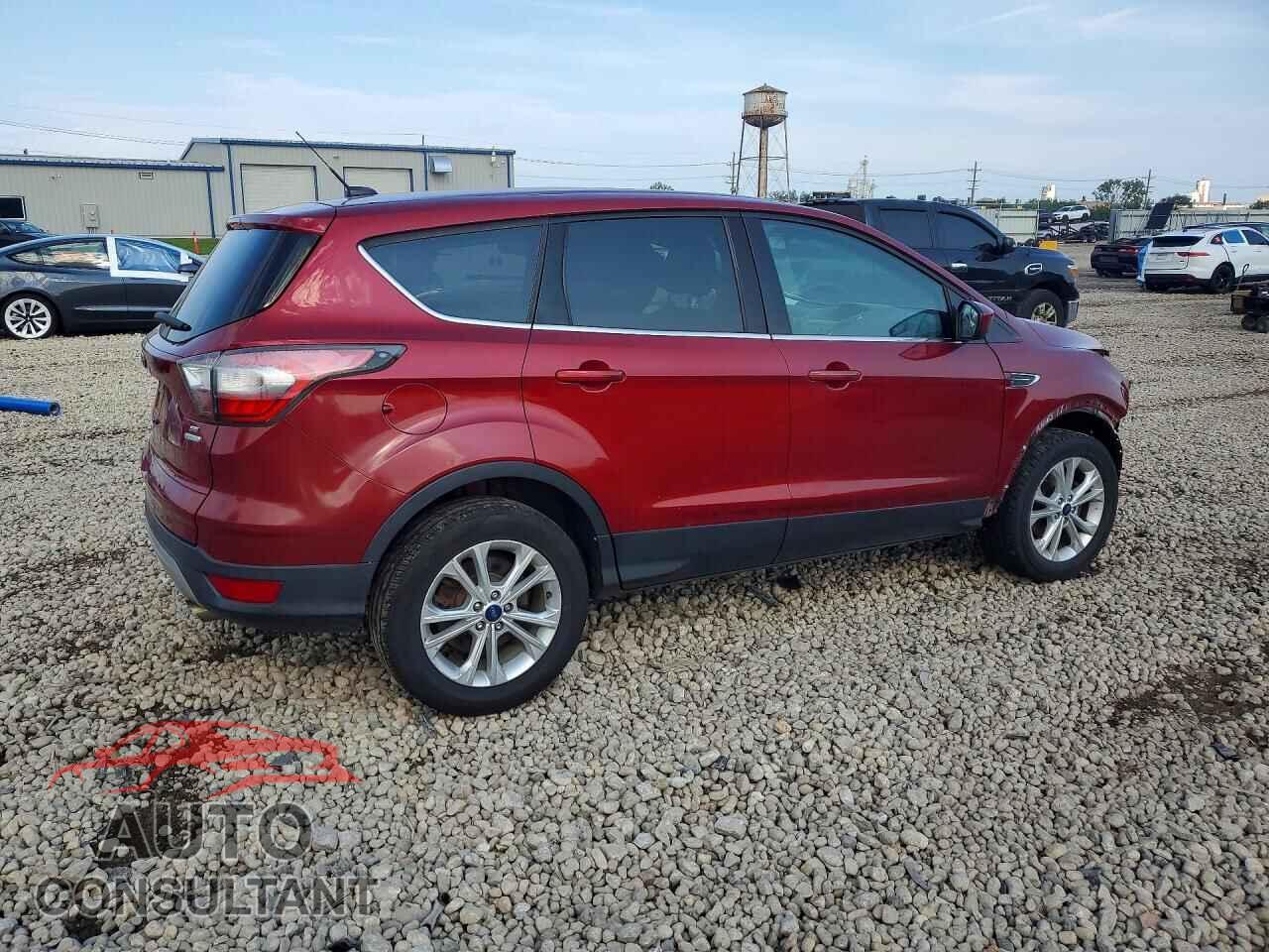 FORD ESCAPE 2017 - 1FMCU0GD7HUB59866