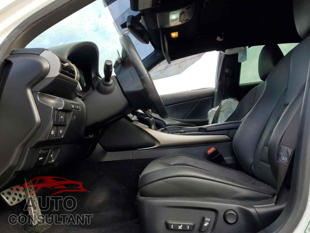 LEXUS IS 2014 - JTHCF1D25E5007774