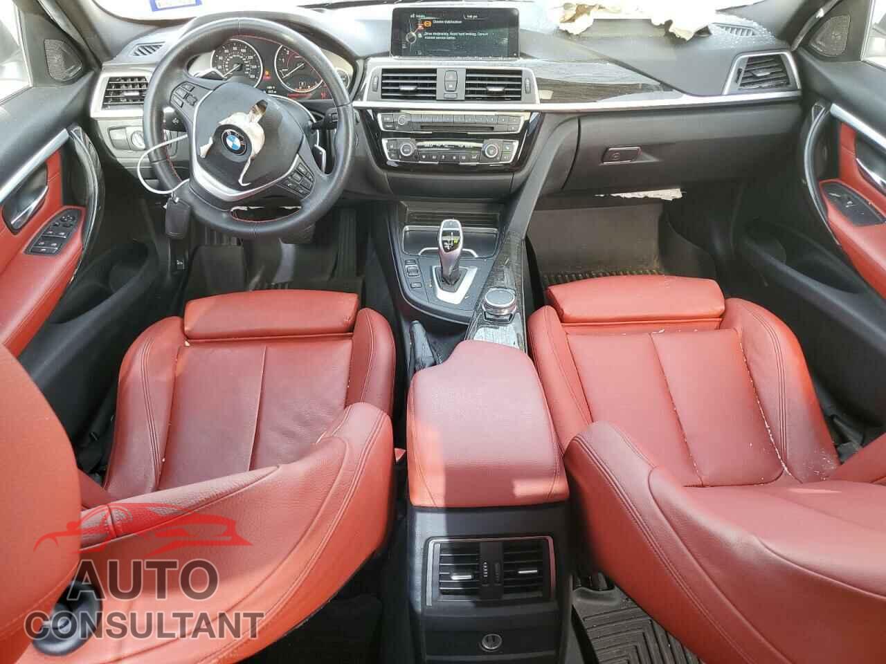 BMW 3 SERIES 2016 - WBA8E9C55GK648977