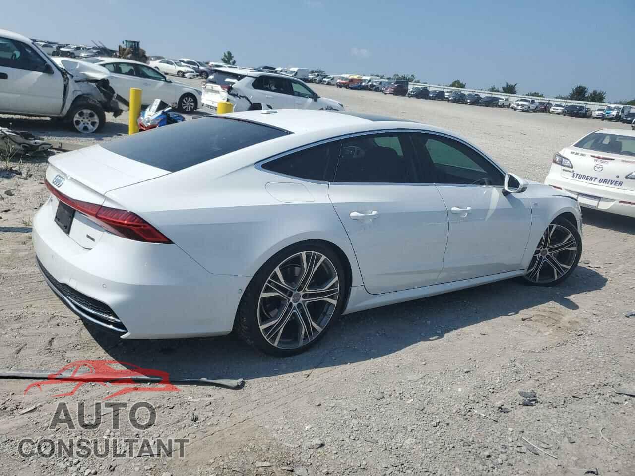AUDI A7 2019 - WAUV2AF23KN027467