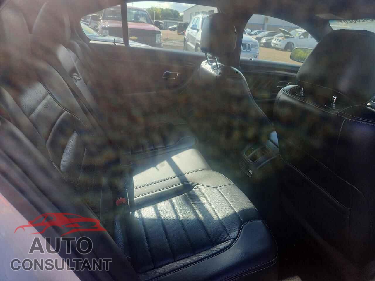 FORD TAURUS 2015 - 1FAHP2KT1FG181536