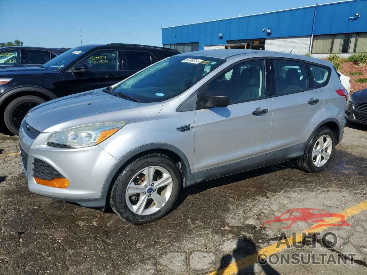 FORD ESCAPE 2016 - 1FMCU0F71GUA81272