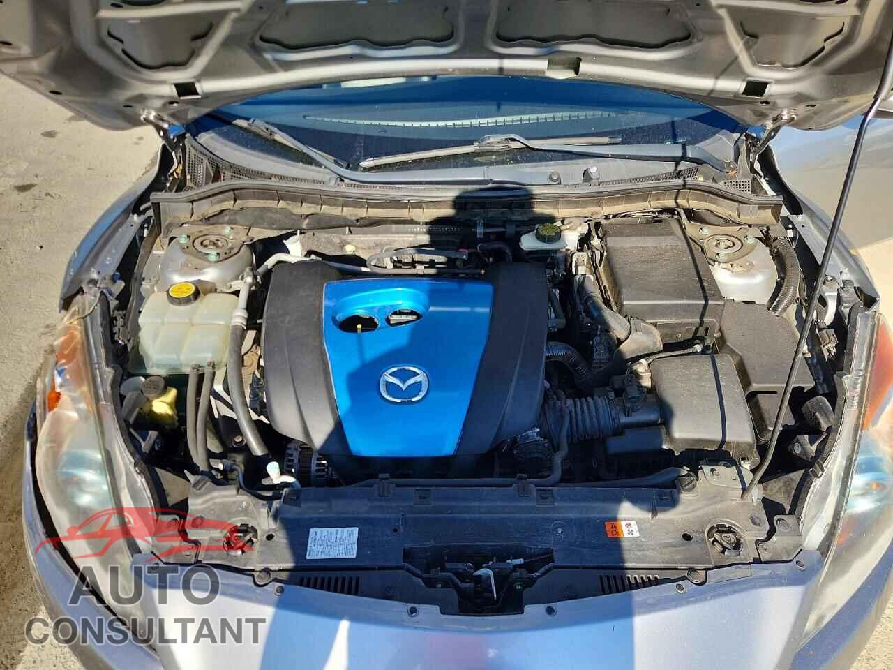 MAZDA 3 2013 - JM1BL1MP8D1831999