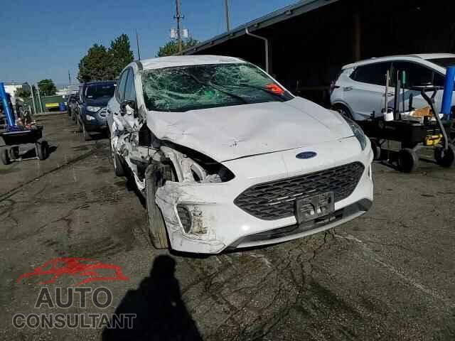 FORD ESCAPE 2020 - 1FMCU9F60LUA18945