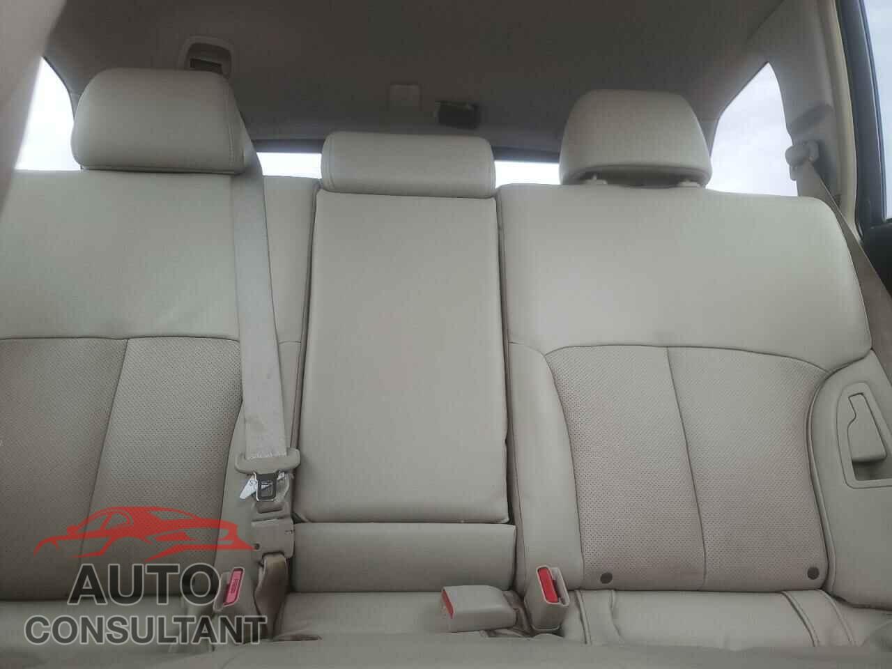 SUBARU OUTBACK 2014 - 4S4BRCLC9E3231146