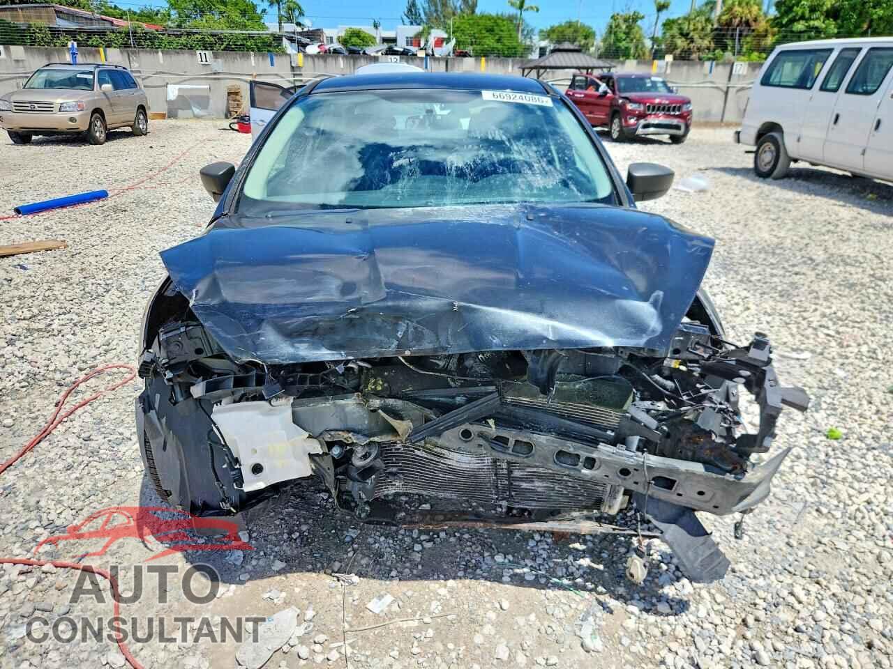 FORD FOCUS 2015 - 1FADP3E25FL310800