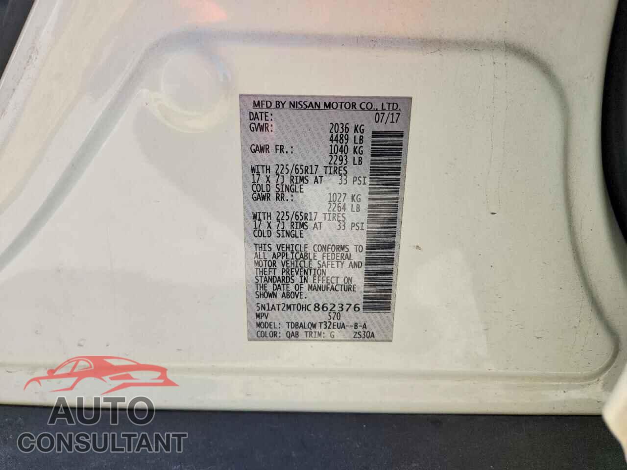 NISSAN ROGUE 2017 - 5N1AT2MT0HC862376