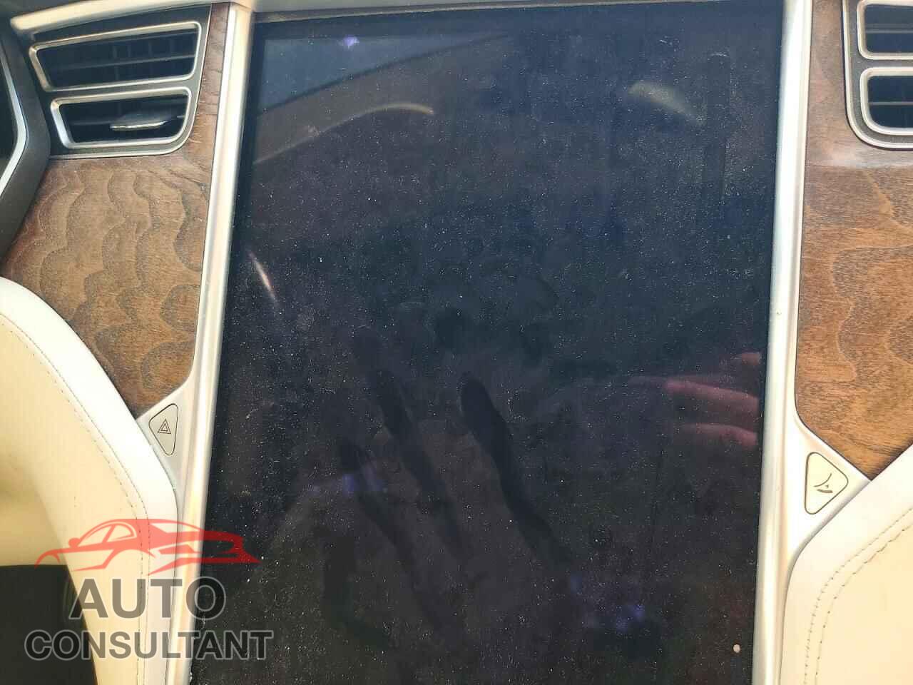 TESLA MODEL S 2018 - 5YJSA1E20JF244739