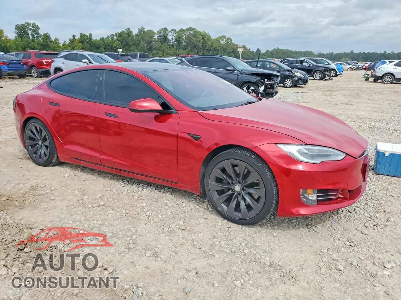 TESLA MODEL S 2021 - 5YJSA1E23MF418792