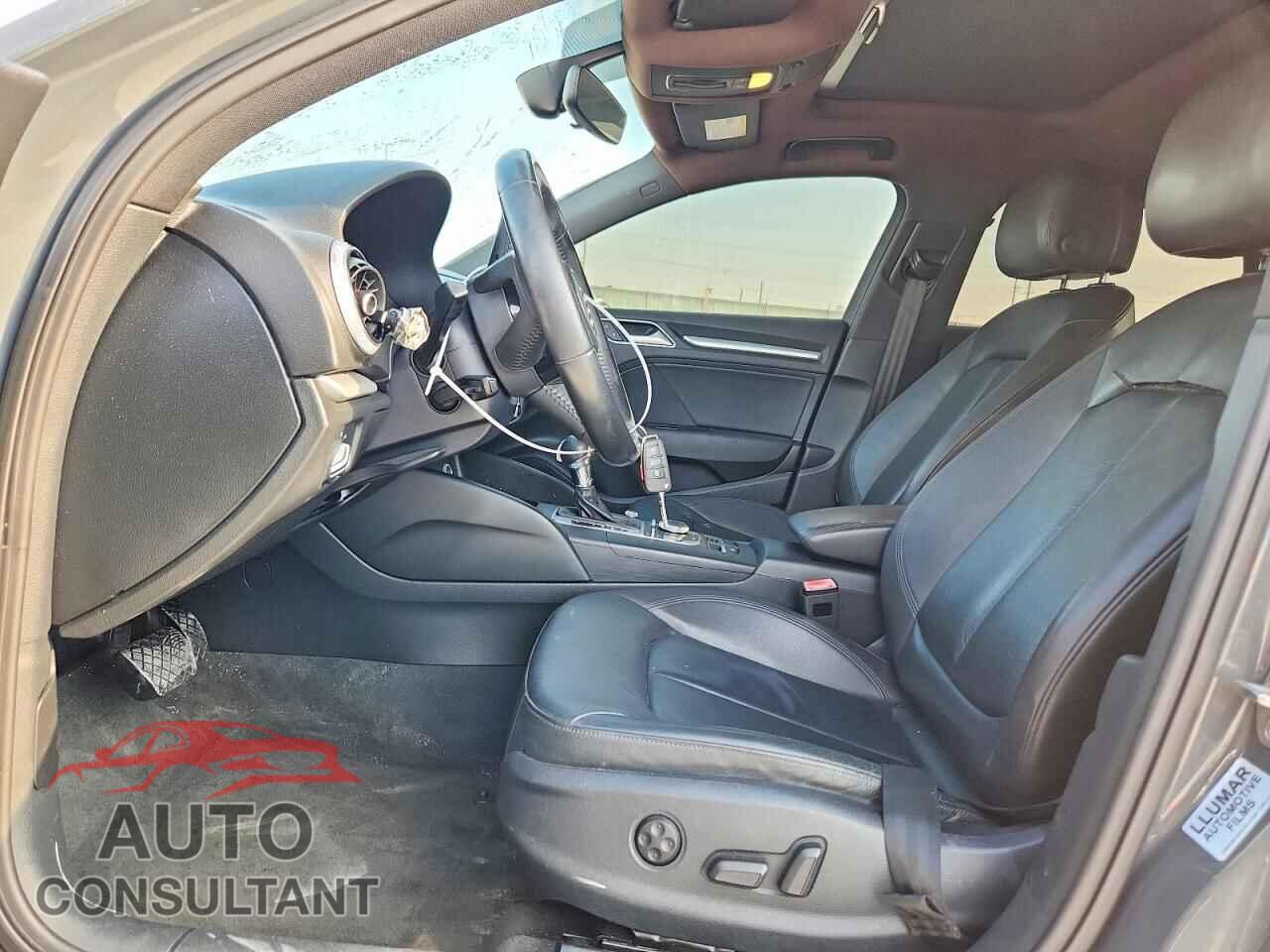 AUDI A3 2017 - WAUAUGFF3H1023627