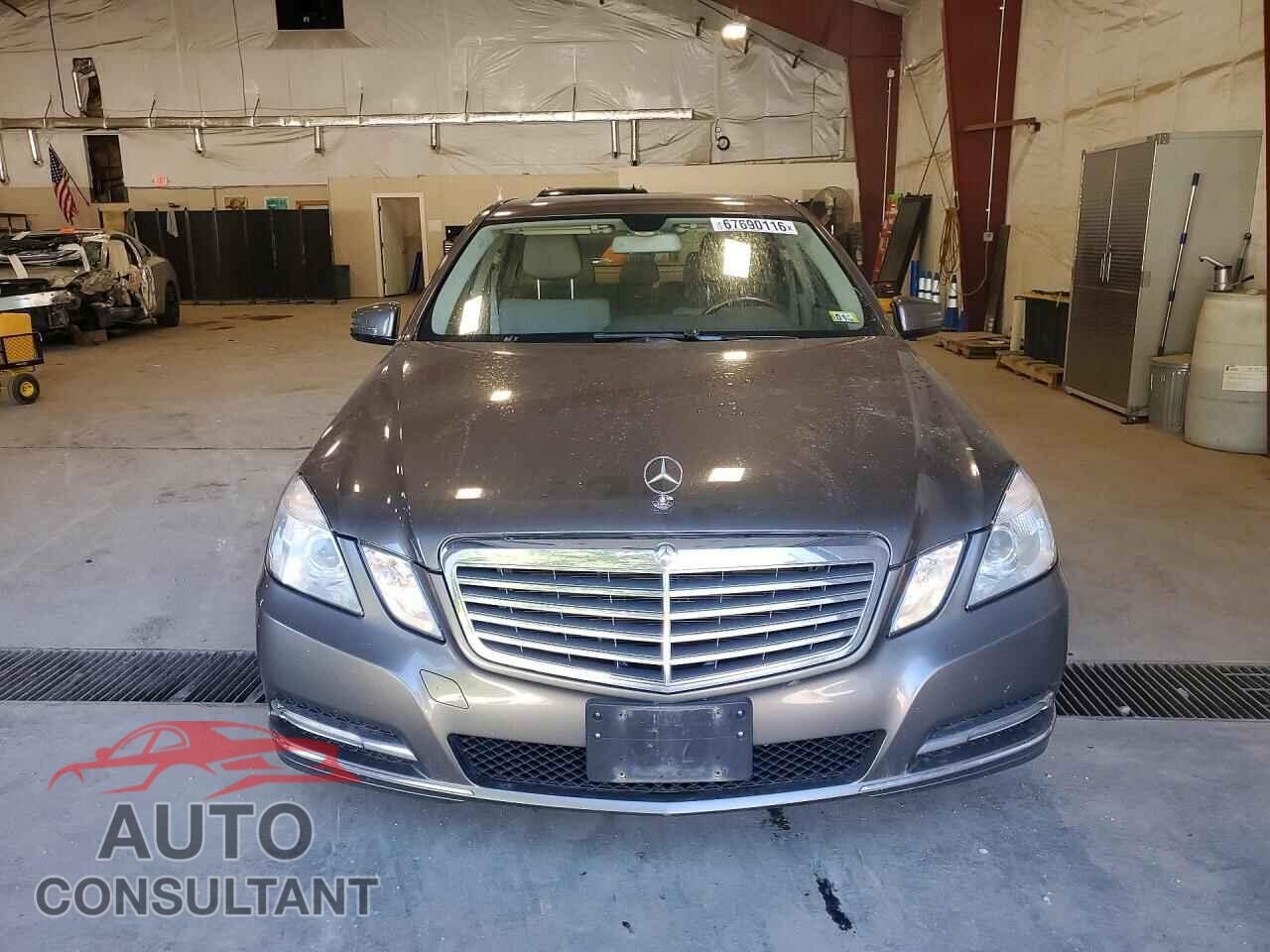 MERCEDES-BENZ E-CLASS 2013 - WDDHF8JB2DA712127