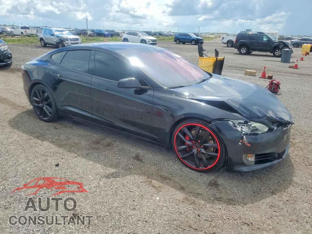 TESLA MODEL S 2017 - 5YJSA1E47HF200717