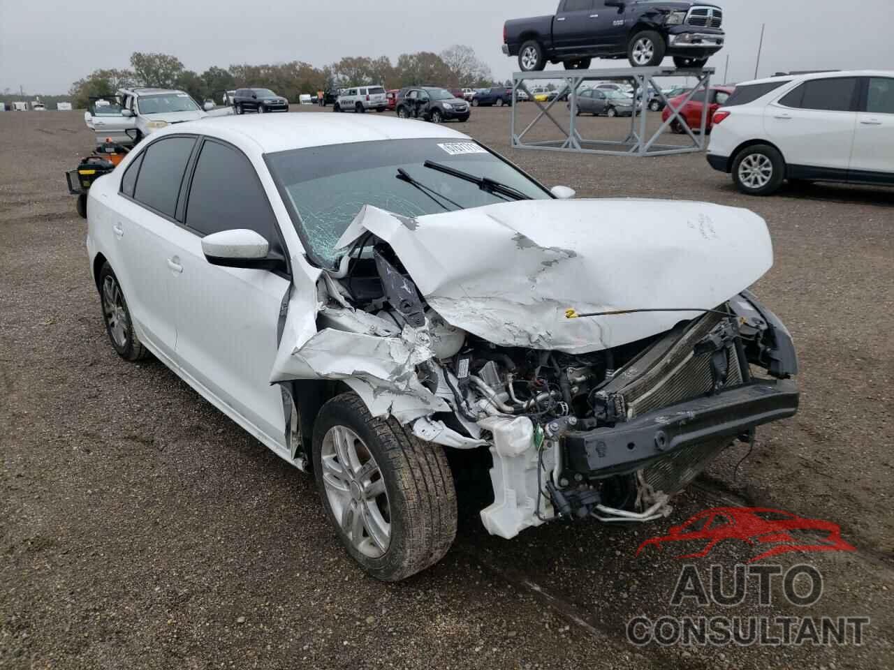 VOLKSWAGEN JETTA 2018 - 3VW2B7AJ0JM207485