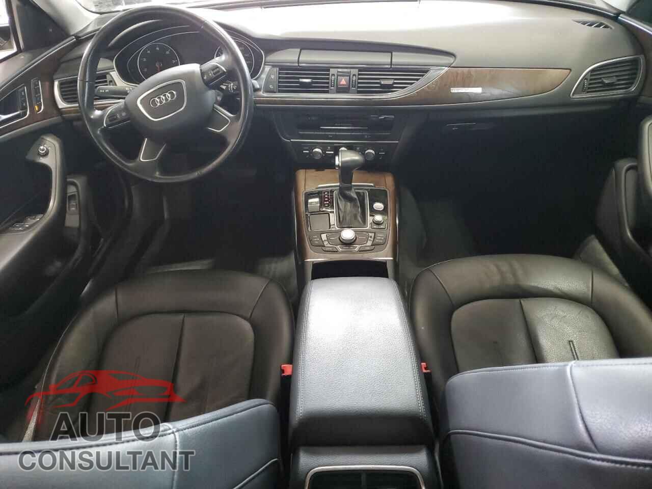 AUDI A6 2013 - WAUGFAFC3DN044987