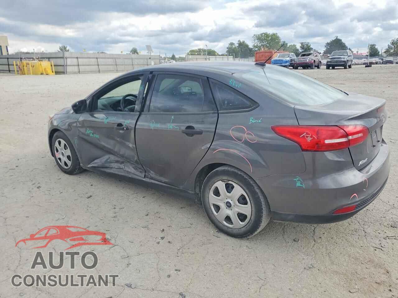 FORD FOCUS 2017 - 1FADP3E29HL253570