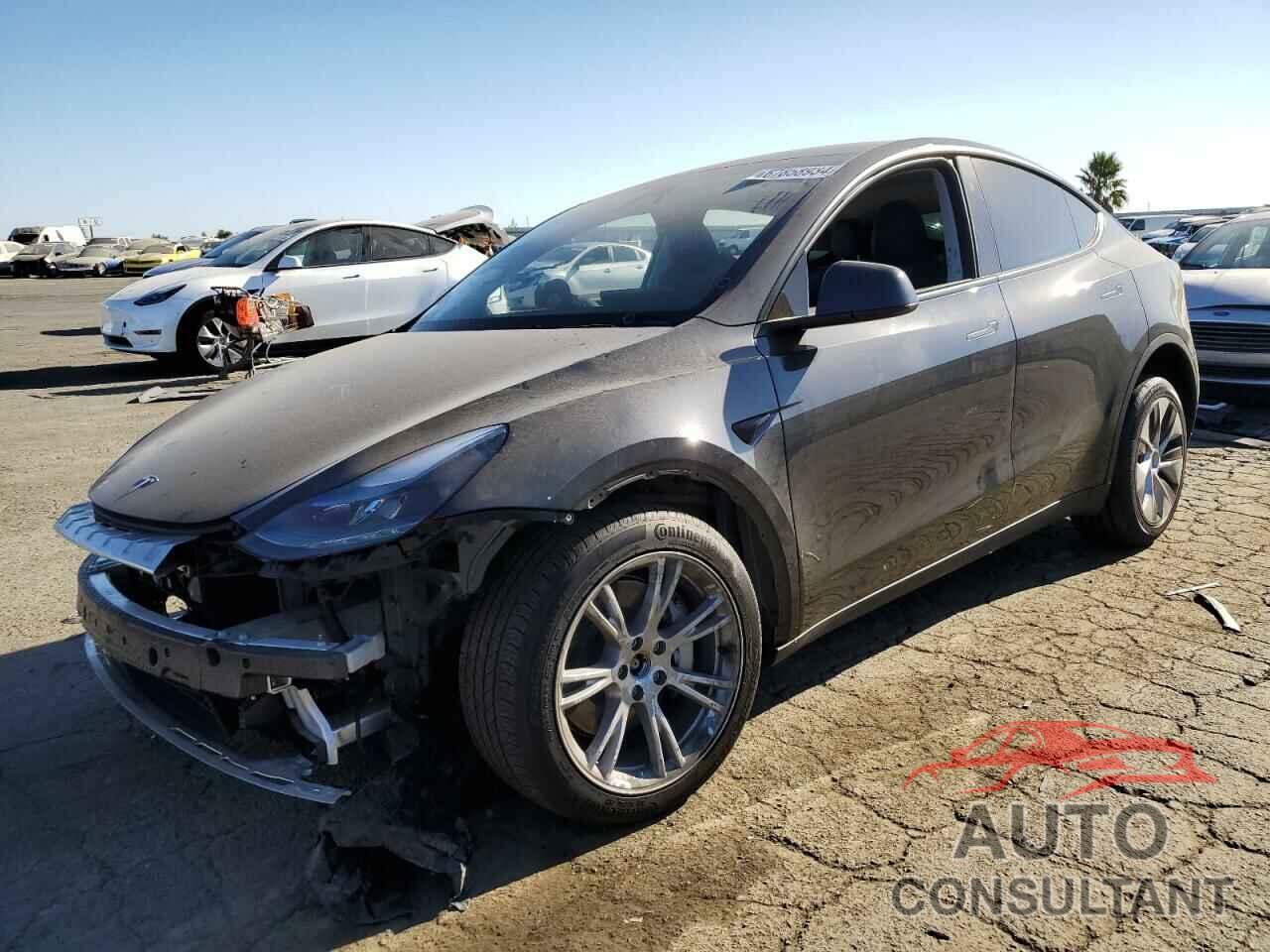 TESLA MODEL Y 2024 - 7SAYGDEE6RF010558