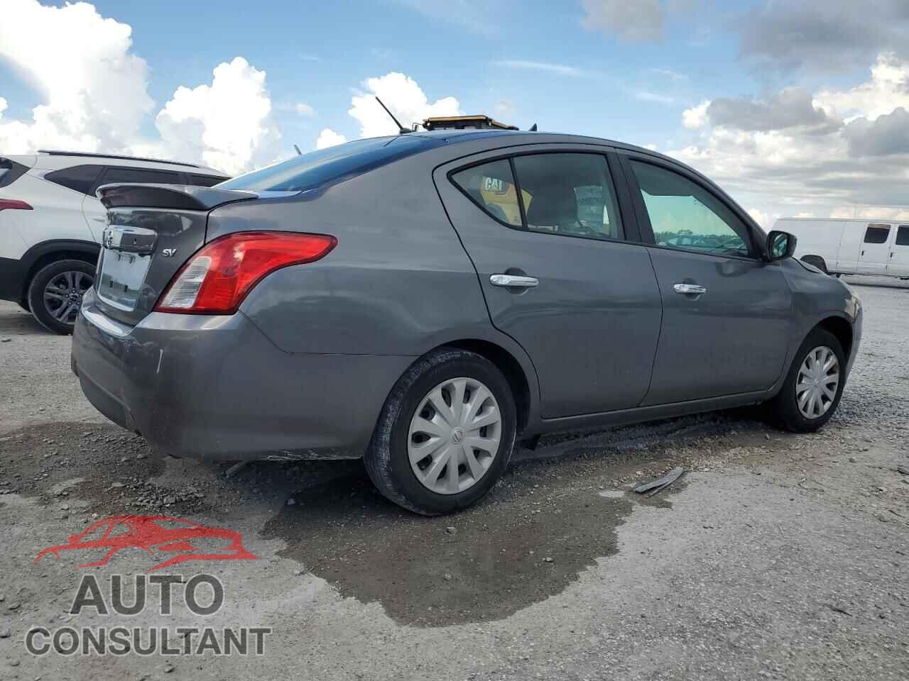 NISSAN VERSA 2019 - 3N1CN7AP3KL814428