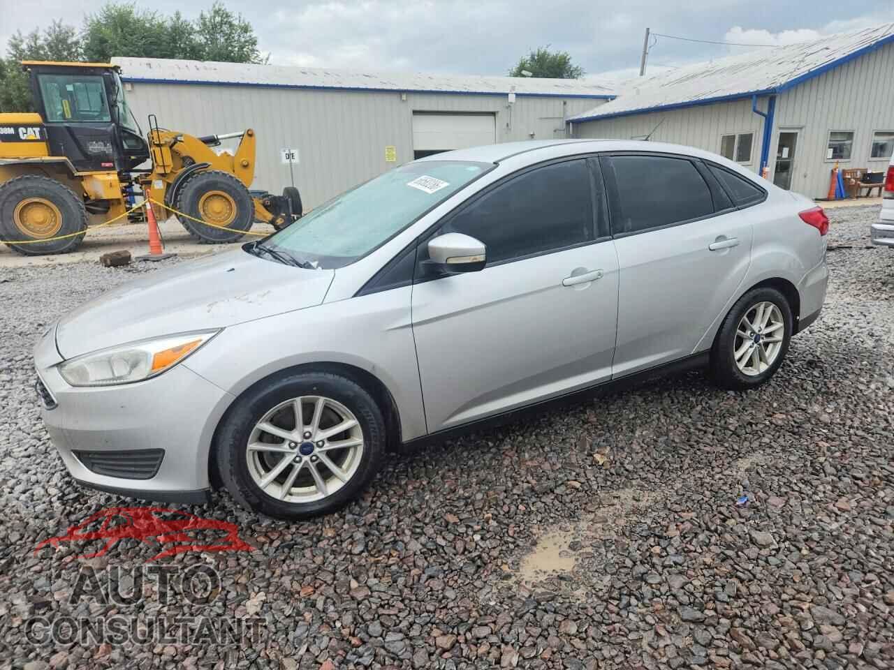 FORD FOCUS 2017 - 1FADP3F24HL252020