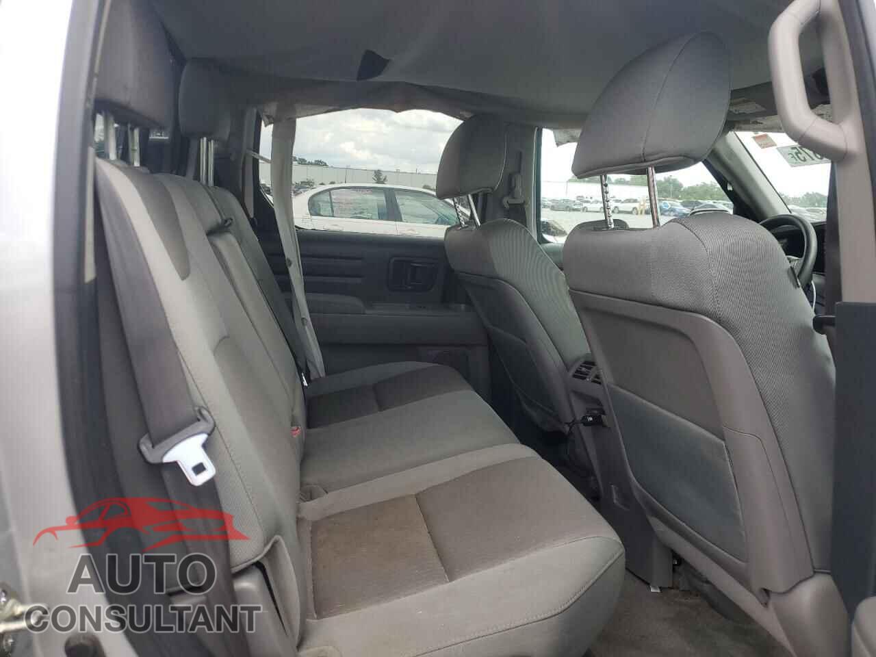 HONDA RIDGELINE 2013 - 5FPYK1F42DB001159