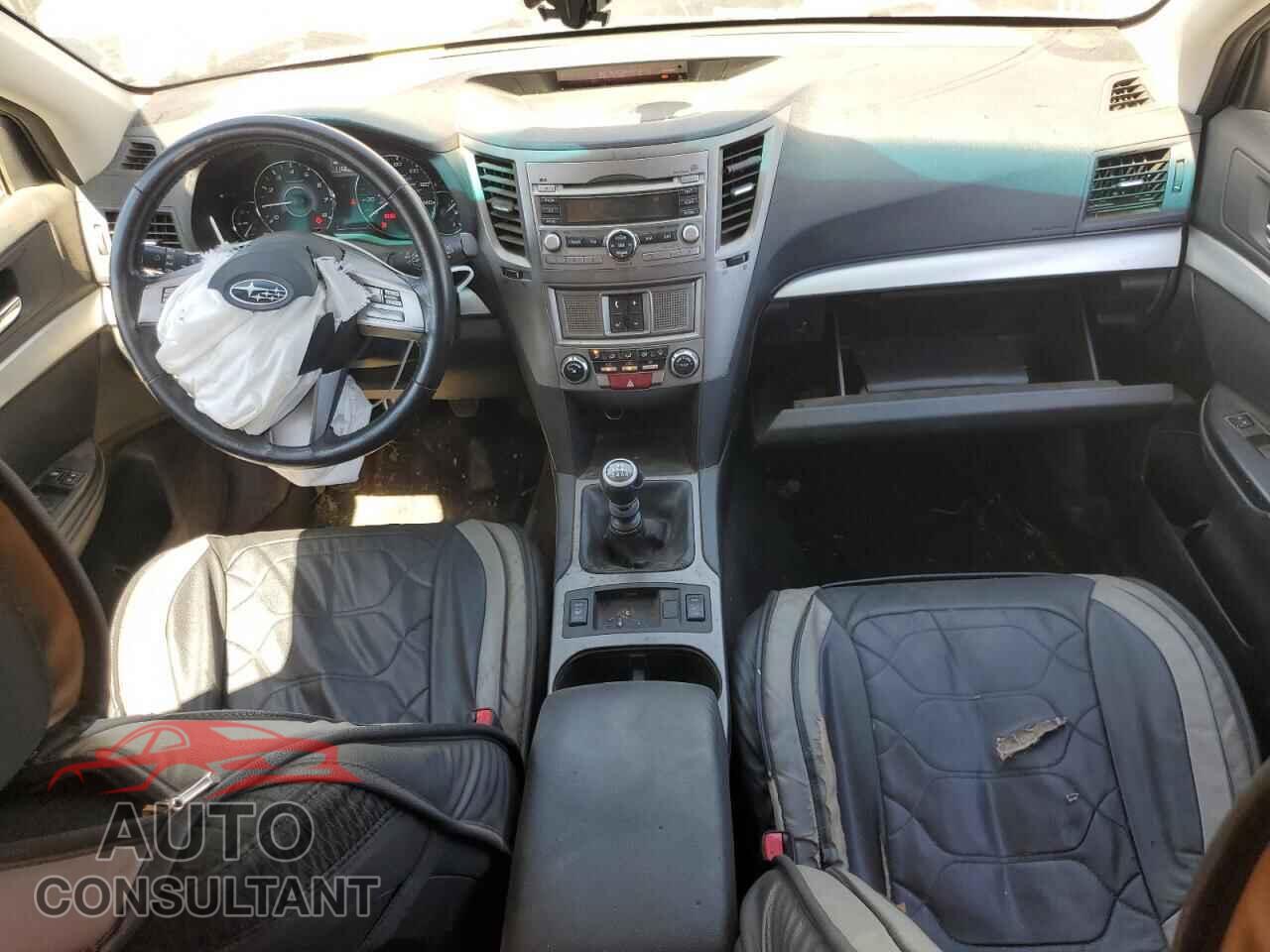 SUBARU OUTBACK 2010 - 4S4BRBCC5A1320177