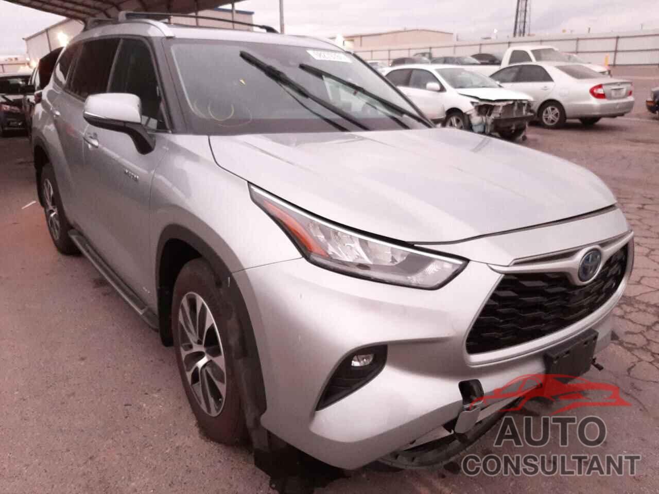 TOYOTA HIGHLANDER 2020 - 5TDHBRCH3LS508791