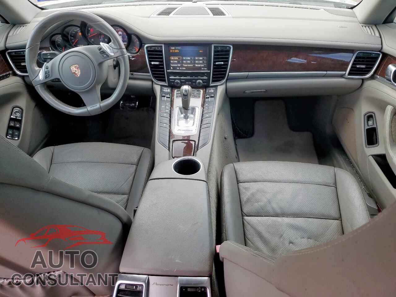 PORSCHE PANAMERA 2011 - WP0AA2A70BL011574