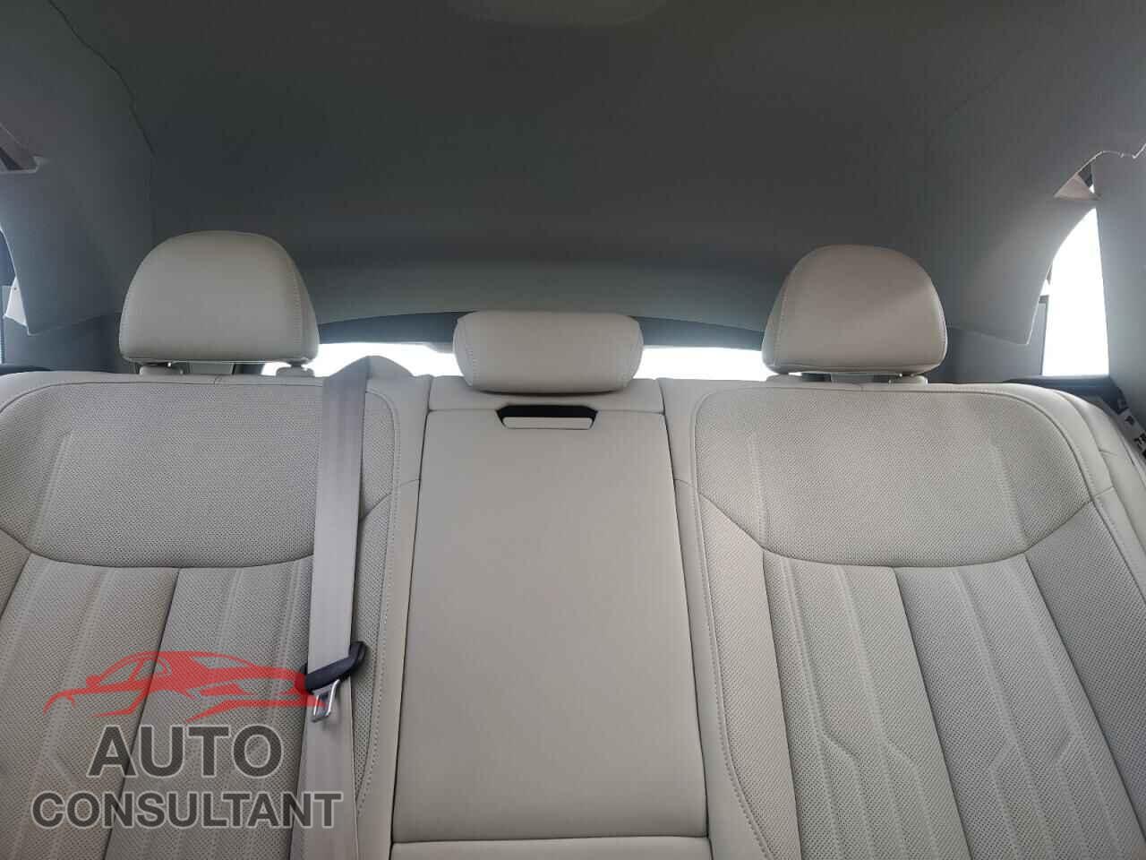 AUDI E-TRON 2019 - WA1VAAGE4KB005603
