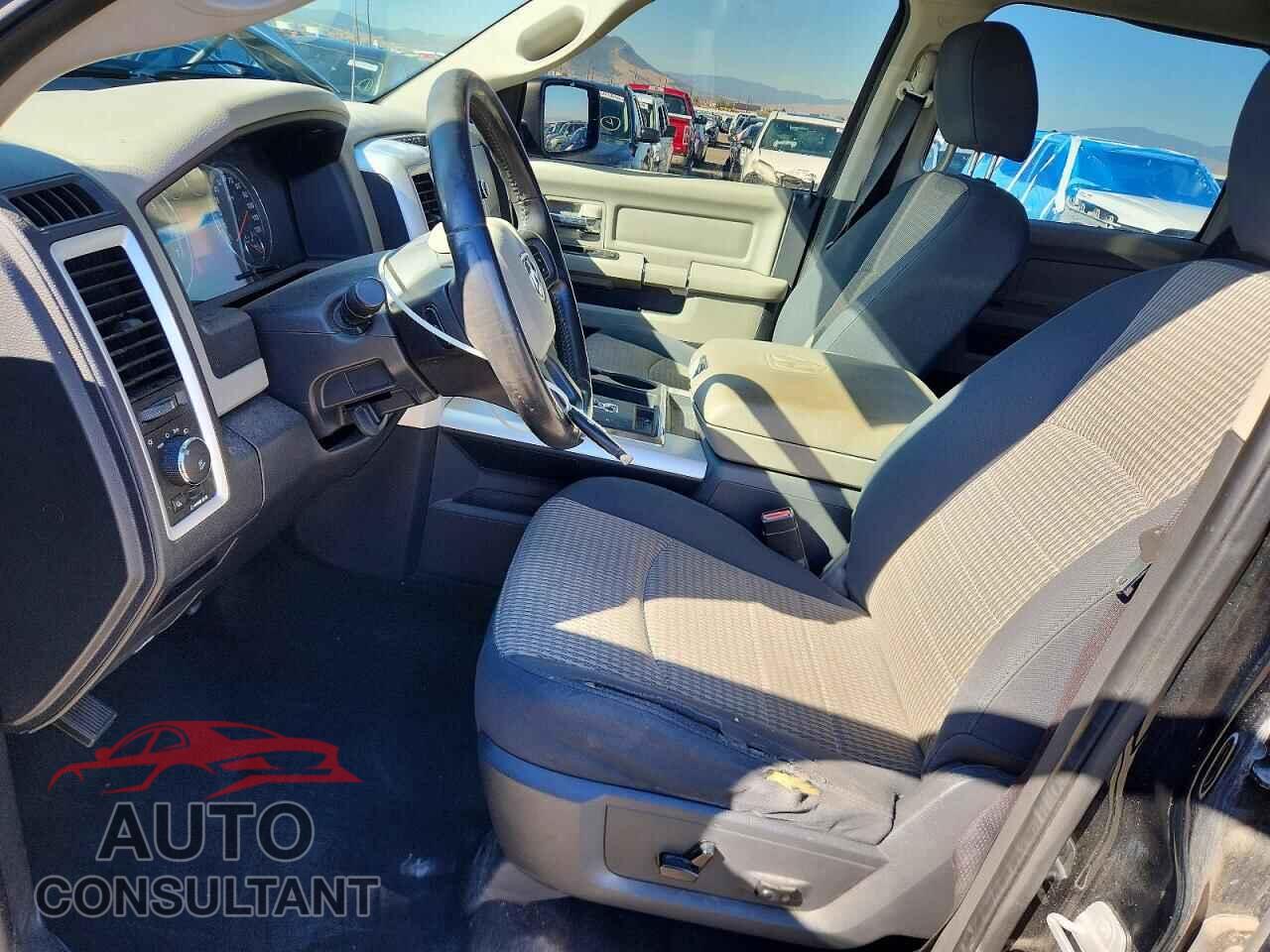 DODGE RAM 1500 2012 - 1C6RD7LT5CS187603