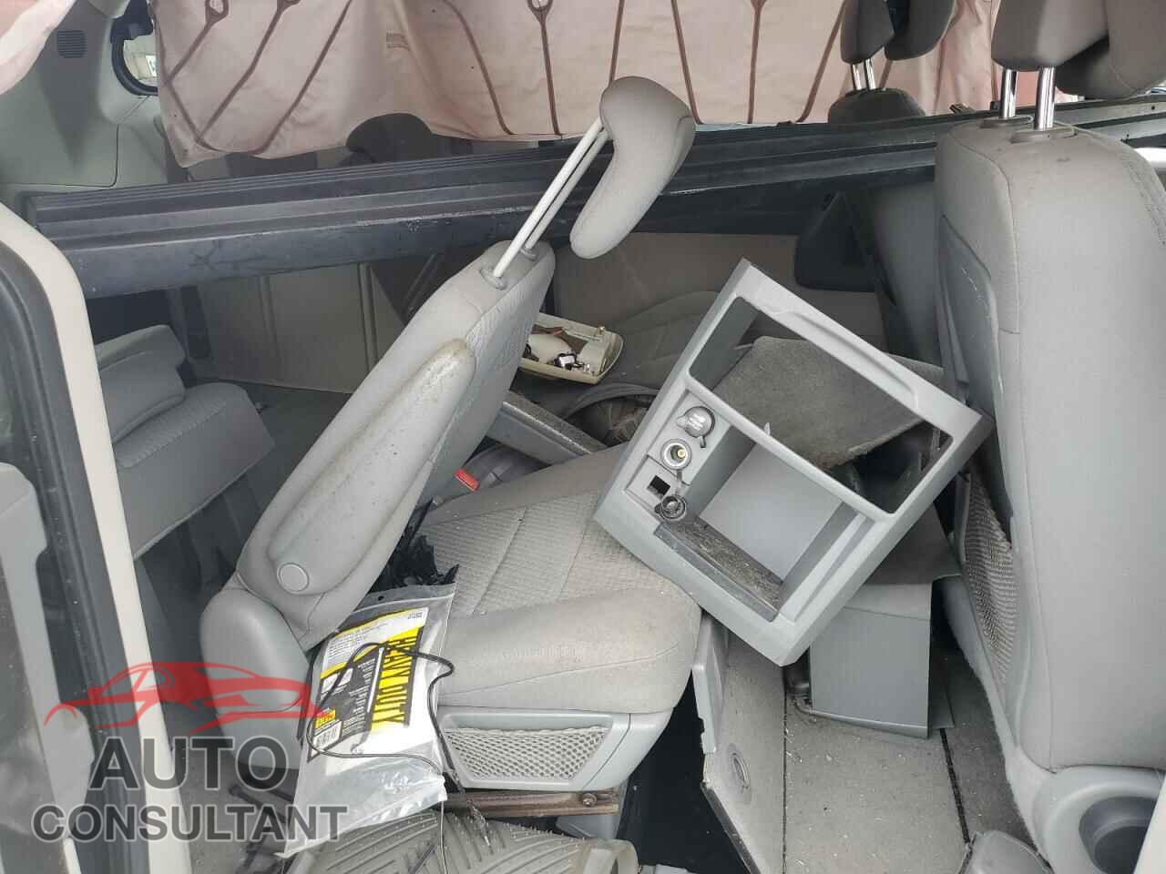 DODGE CARAVAN 2010 - 2D4RN3D15AR453151
