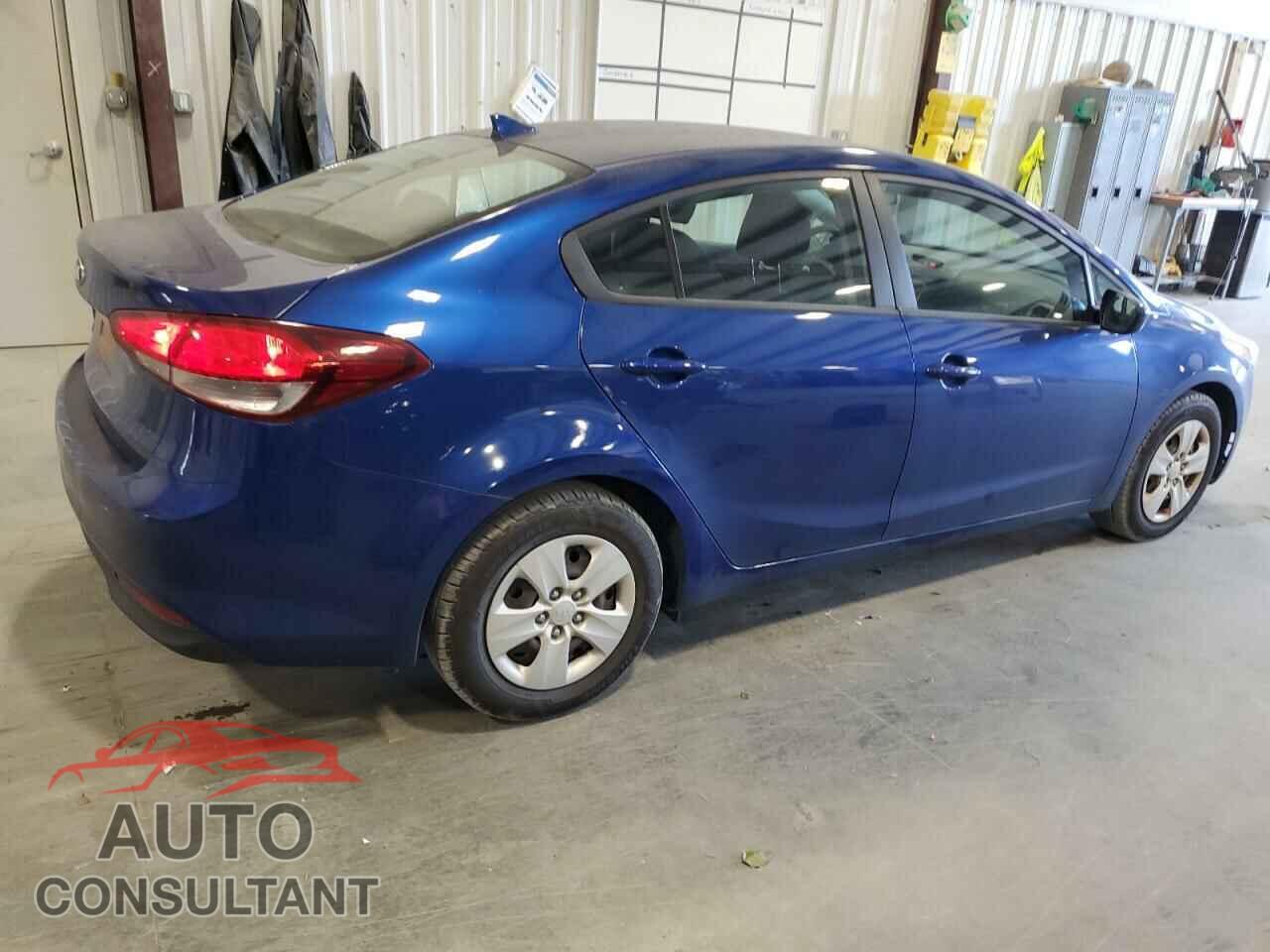 KIA FORTE 2018 - 3KPFK4A79JE273129