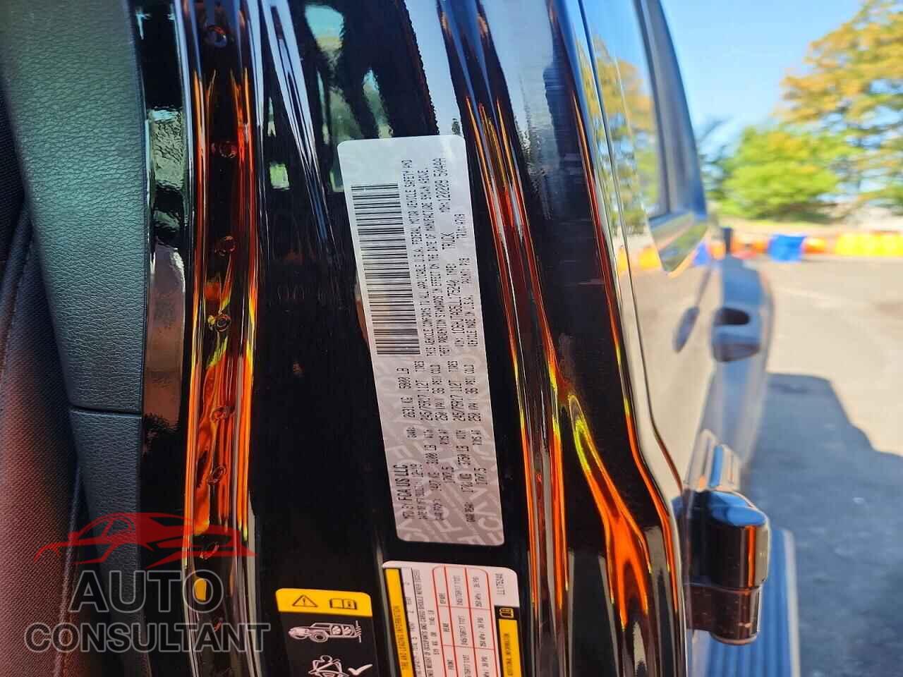 JEEP GLADIATOR 2020 - 1C6HJTAG5LL175240