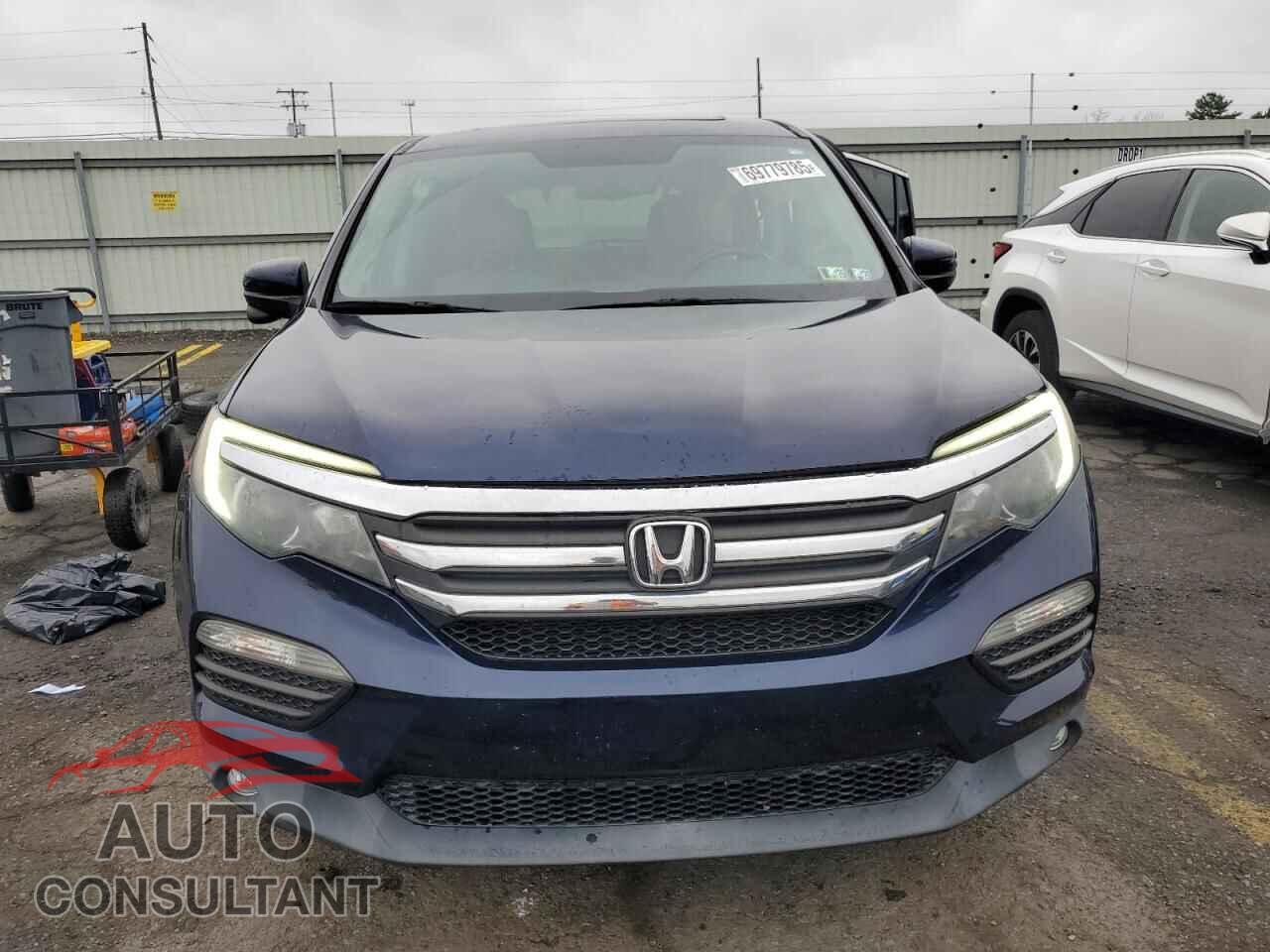 HONDA PILOT 2017 - 5FNYF6H86HB018708