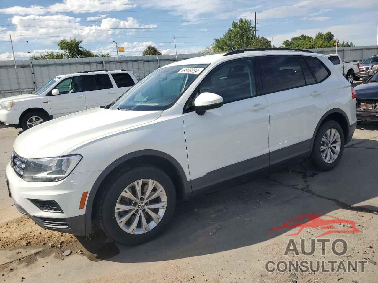 VOLKSWAGEN TIGUAN 2018 - 3VV1B7AX3JM108079