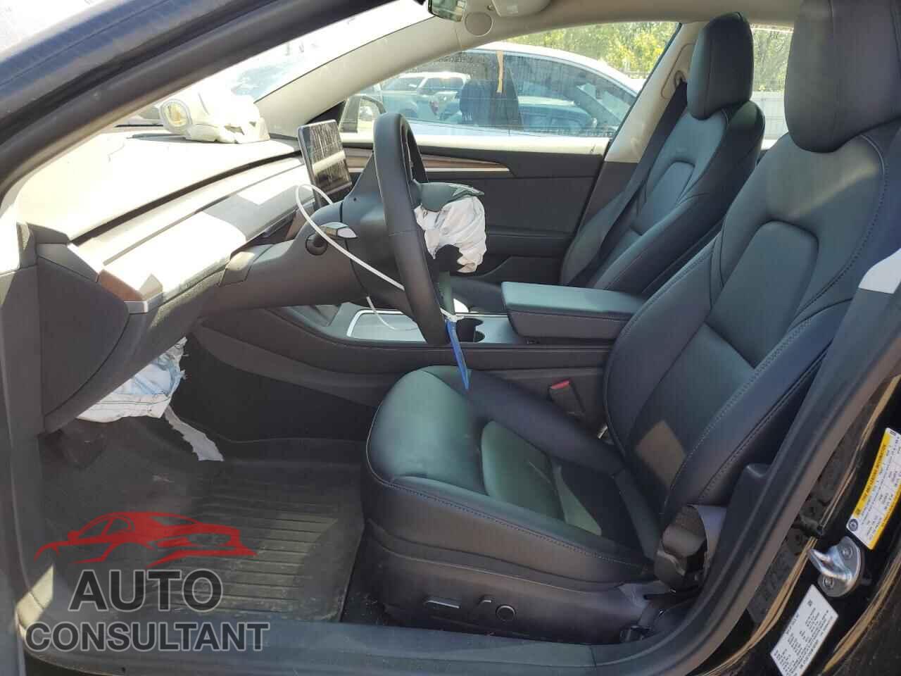 TESLA MODEL 3 2022 - 5YJ3E1EA5NF302009