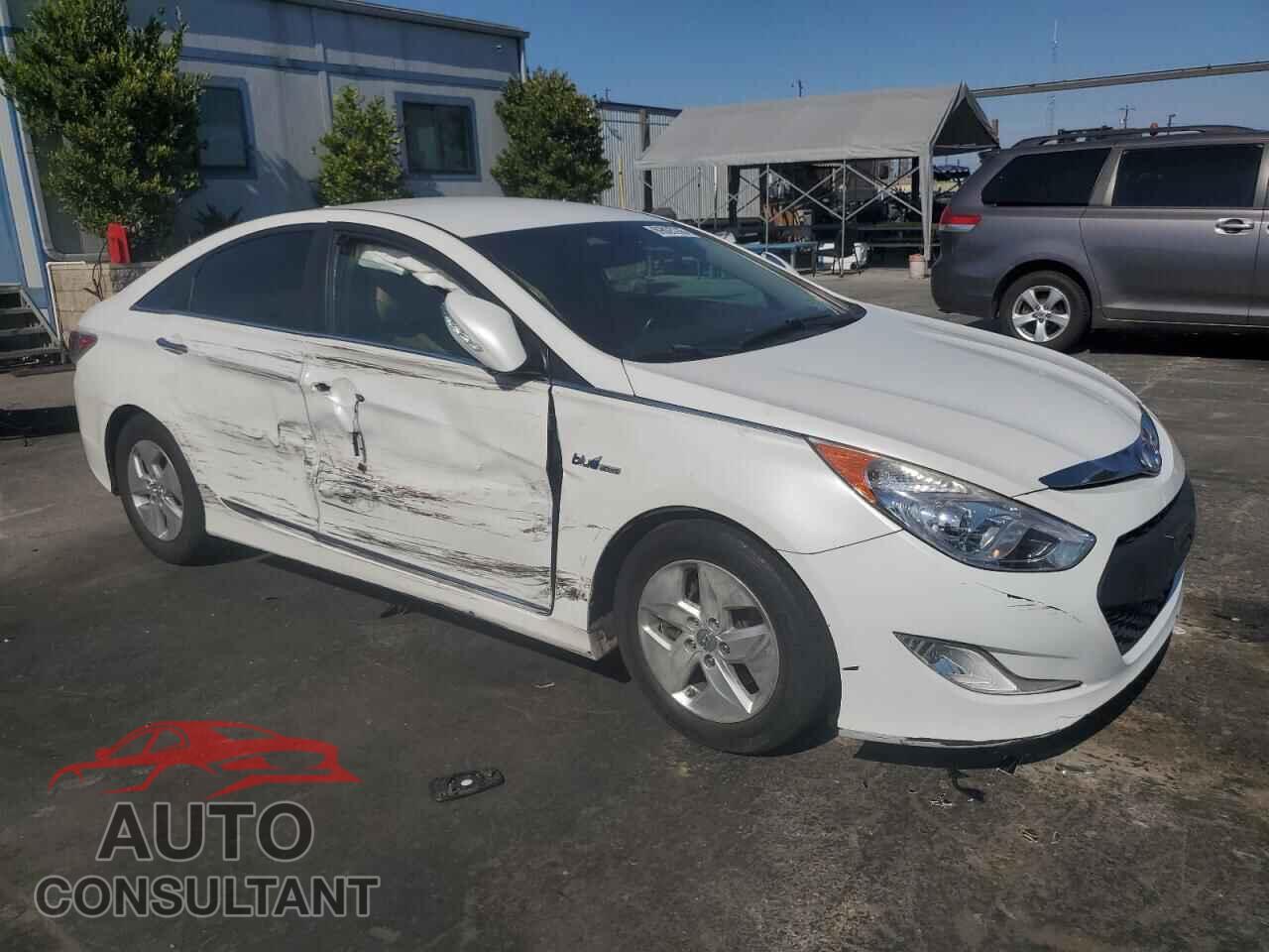 HYUNDAI SONATA 2012 - KMHEC4A40CA033614