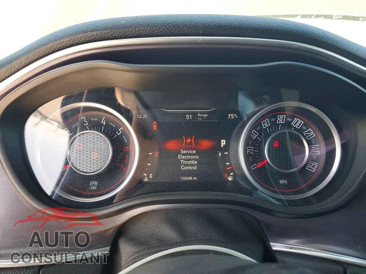 DODGE CHALLENGER 2015 - 2C3CDZAT7FH758523