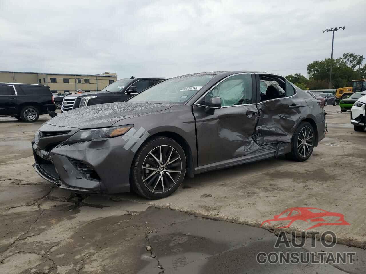 TOYOTA CAMRY 2023 - 4T1G11AK0PU785040