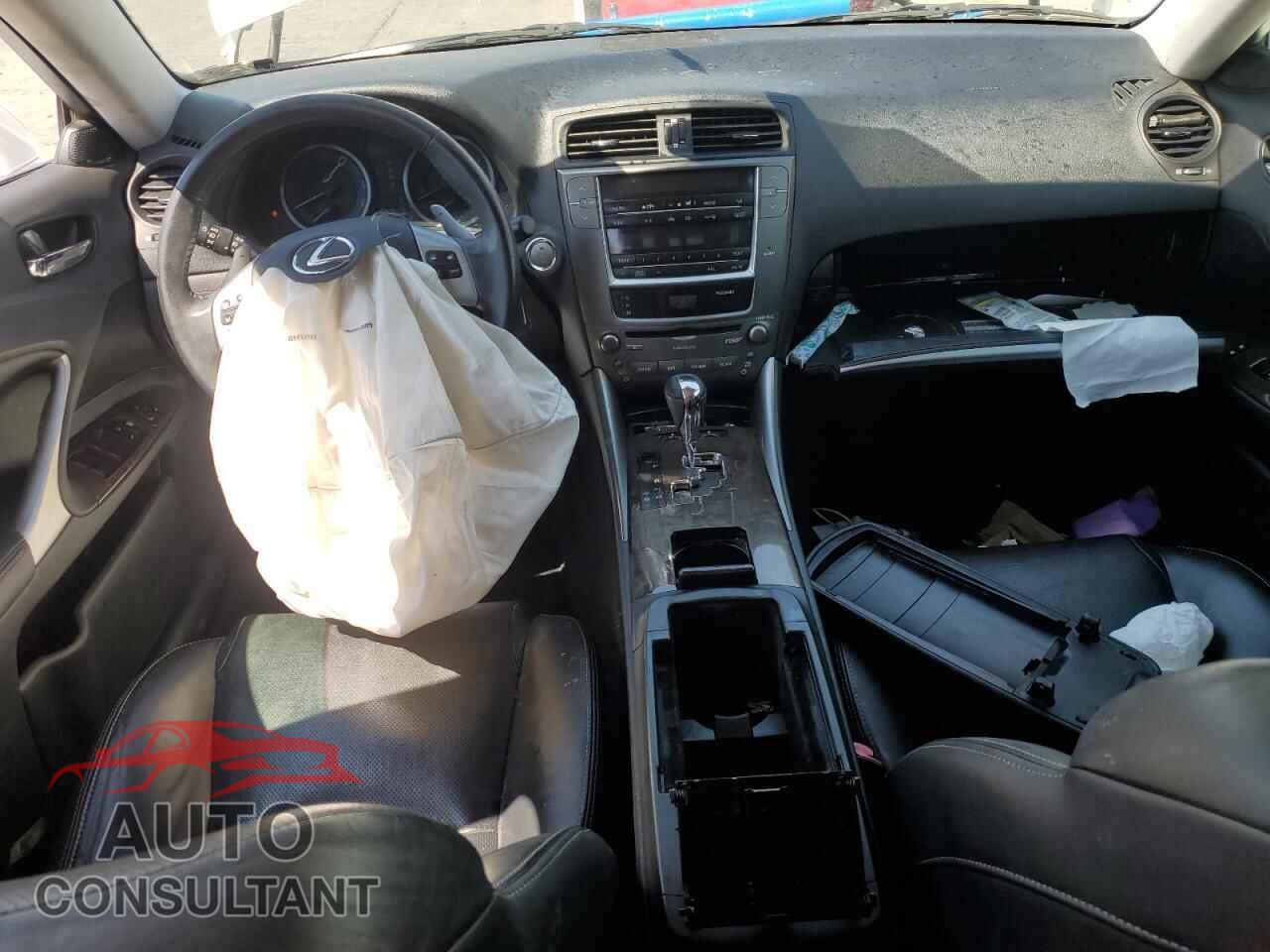 LEXUS IS 2011 - JTHBF5C2XB5153197