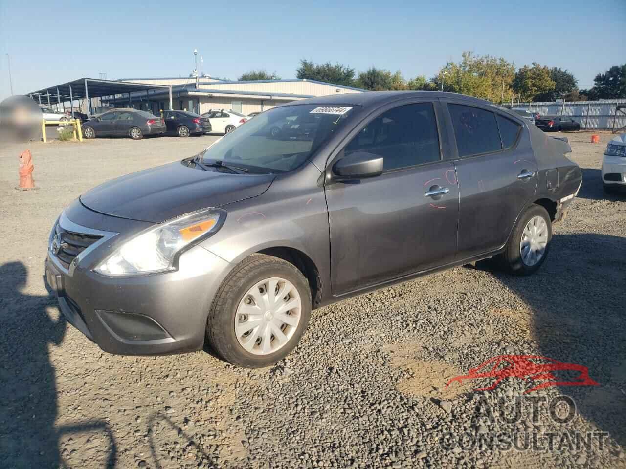 NISSAN VERSA 2018 - 3N1CN7AP9JL860893