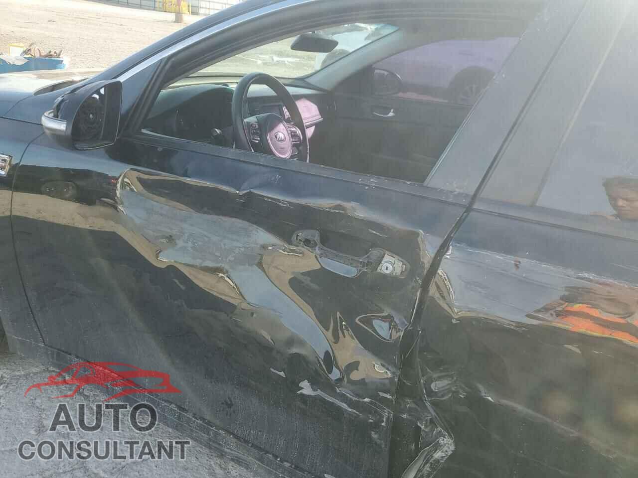 KIA OPTIMA 2017 - KNAGT4L3XH5162314