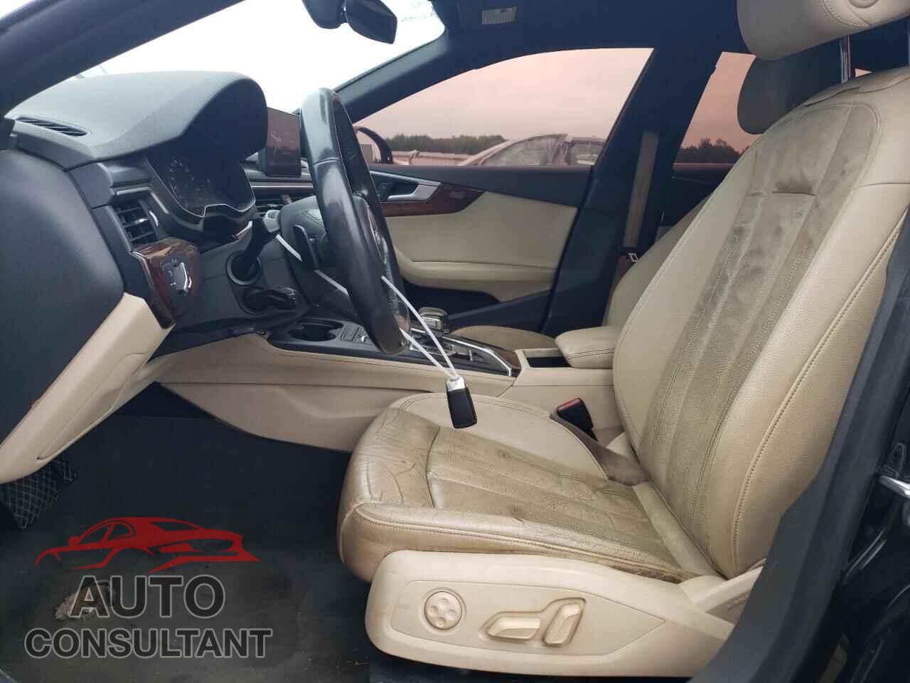 AUDI A5 2019 - WAUANCF56KA063852