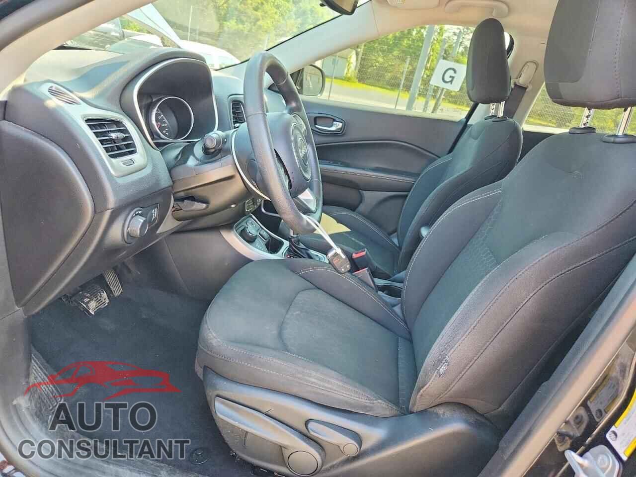 JEEP COMPASS 2020 - 3C4NJDABXLT112600