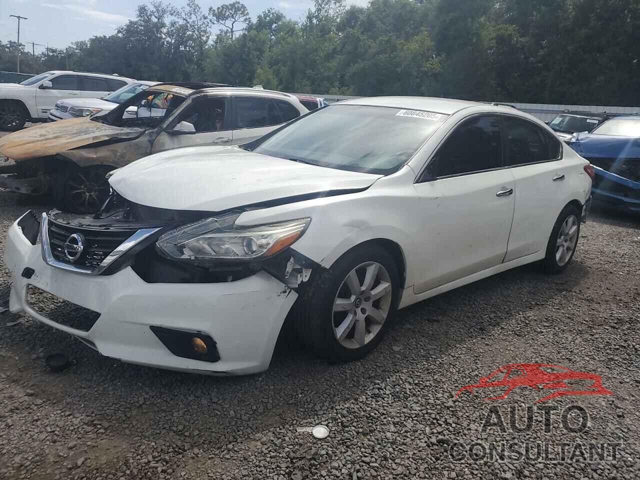 NISSAN ALTIMA 2018 - 1N4AL3AP3JC214849