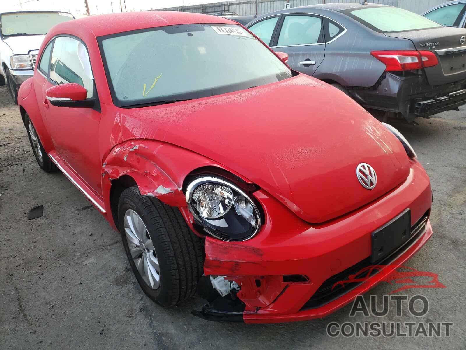 VOLKSWAGEN BEETLE 2019 - 3VWFD7AT8KM709188