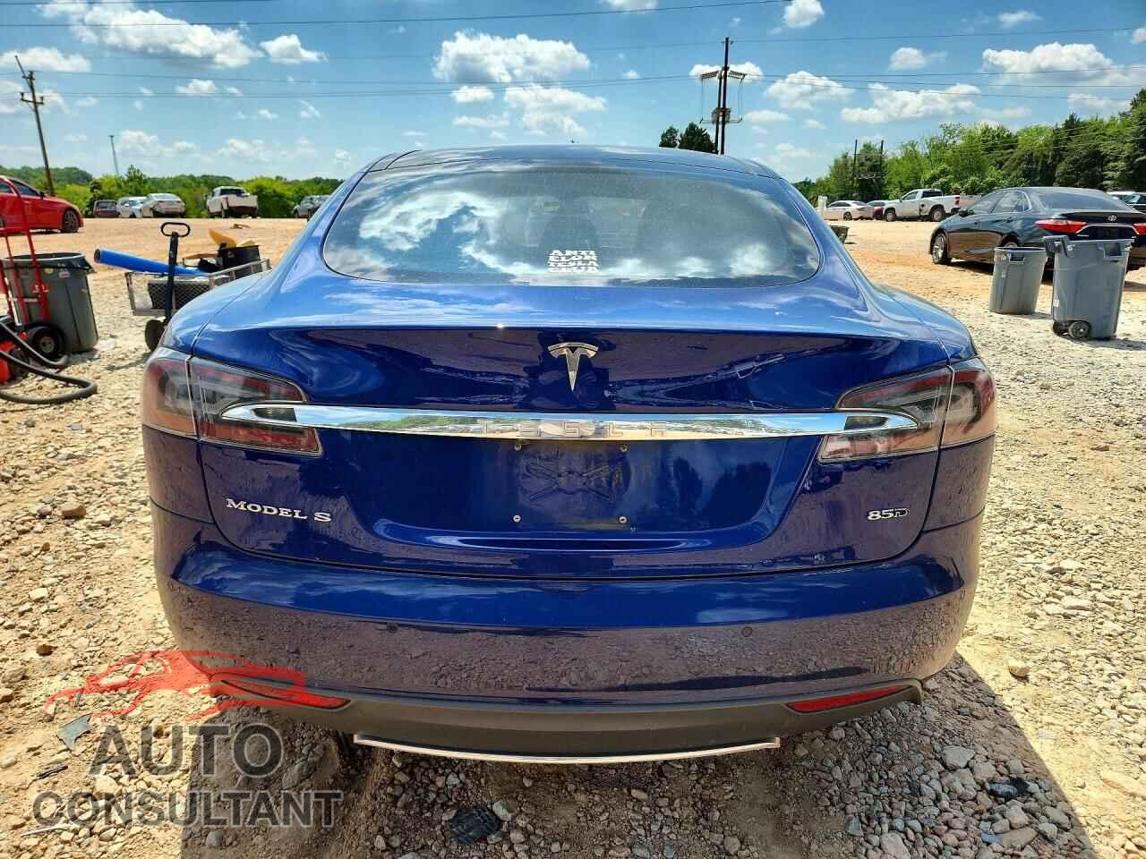 TESLA MODEL S 2015 - 5YJSA1E20FF117223